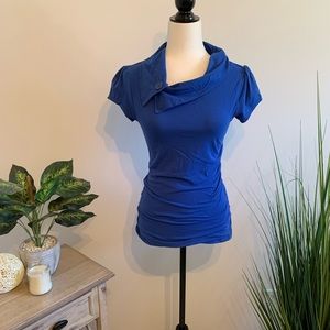 🎉 SALE 🎉 Blue Le Château Top
